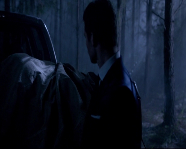 VampireDiariesWorld-dot-nl_TheOriginals_3x01FortheNextMillennium-deletedscenes0048.jpg