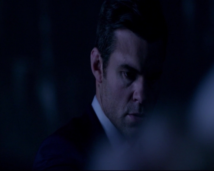 VampireDiariesWorld-dot-nl_TheOriginals_3x01FortheNextMillennium-deletedscenes0052.jpg