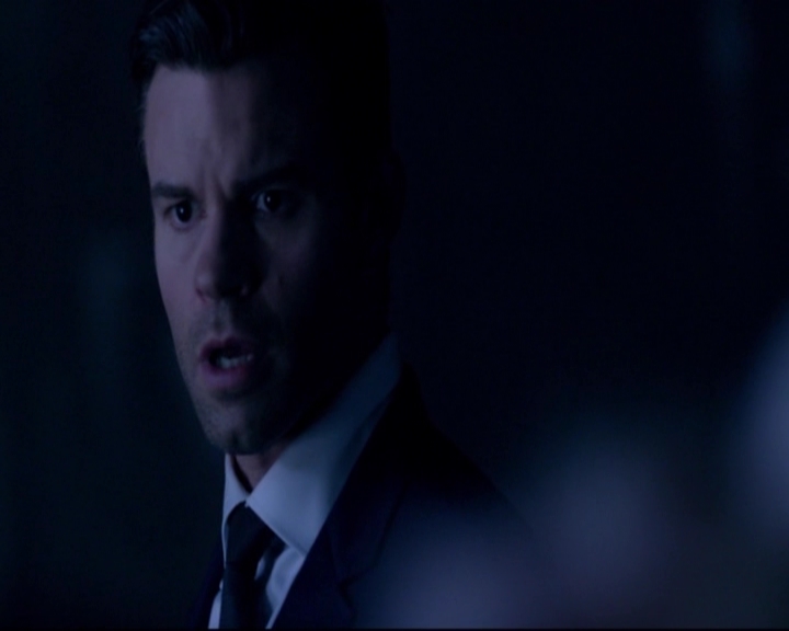 VampireDiariesWorld-dot-nl_TheOriginals_3x01FortheNextMillennium-deletedscenes0058.jpg