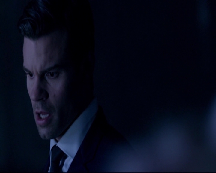 VampireDiariesWorld-dot-nl_TheOriginals_3x01FortheNextMillennium-deletedscenes0061.jpg