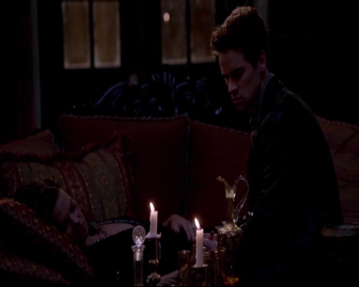 VampireDiariesWorld-dot-nl_TheOriginals_3x04AWalkOnTheWildSide-deletedscenes0006.jpg