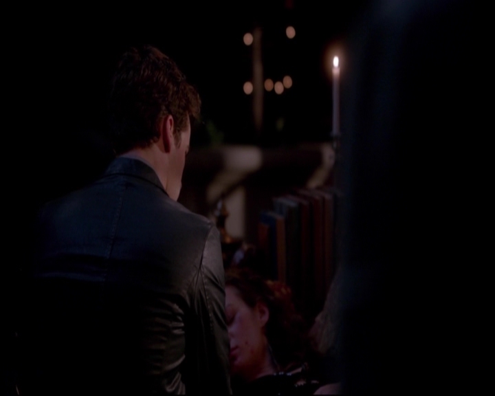 VampireDiariesWorld-dot-nl_TheOriginals_3x04AWalkOnTheWildSide-deletedscenes0018.jpg