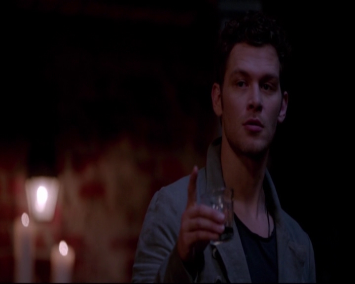 VampireDiariesWorld-dot-nl_TheOriginals_3x04AWalkOnTheWildSide-deletedscenes0034.jpg