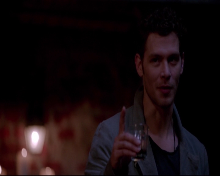 VampireDiariesWorld-dot-nl_TheOriginals_3x04AWalkOnTheWildSide-deletedscenes0035.jpg