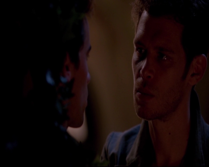 VampireDiariesWorld-dot-nl_TheOriginals_3x04AWalkOnTheWildSide-deletedscenes0077.jpg