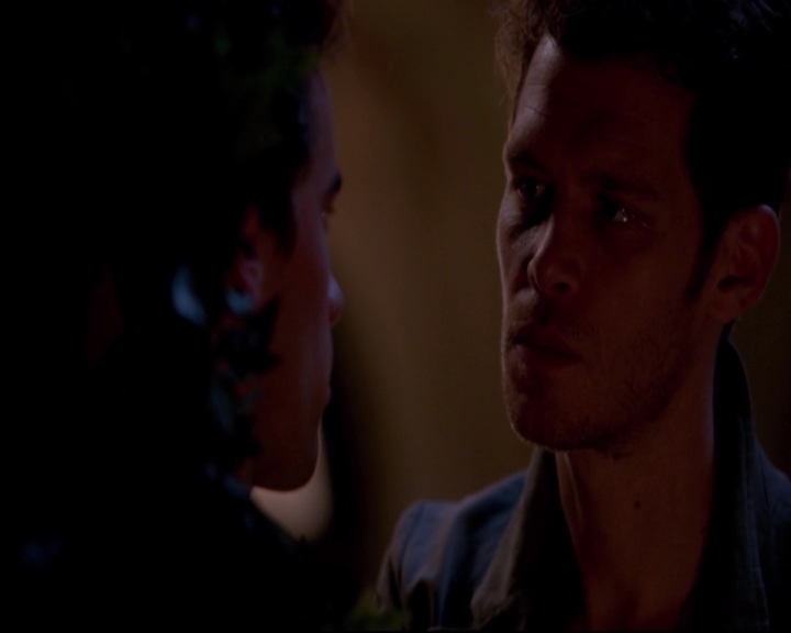 VampireDiariesWorld-dot-nl_TheOriginals_3x04AWalkOnTheWildSide-deletedscenes0078.jpg