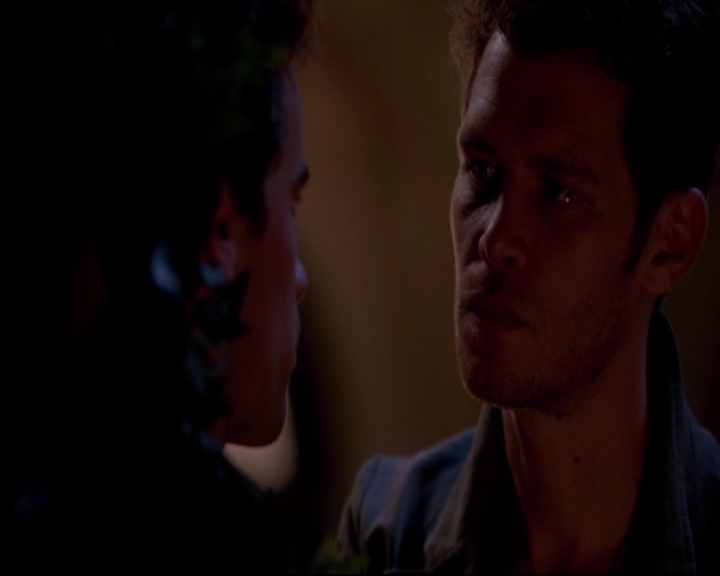 VampireDiariesWorld-dot-nl_TheOriginals_3x04AWalkOnTheWildSide-deletedscenes0079.jpg