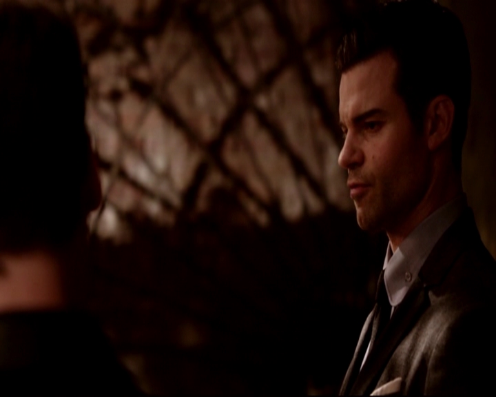 VampireDiariesWorld-dot-nl_TheOriginals_3x07OutOfEasy-deletedscenes0015.jpg