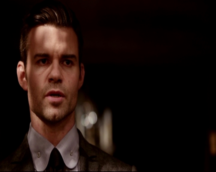 VampireDiariesWorld-dot-nl_TheOriginals_3x07OutOfEasy-deletedscenes0046.jpg