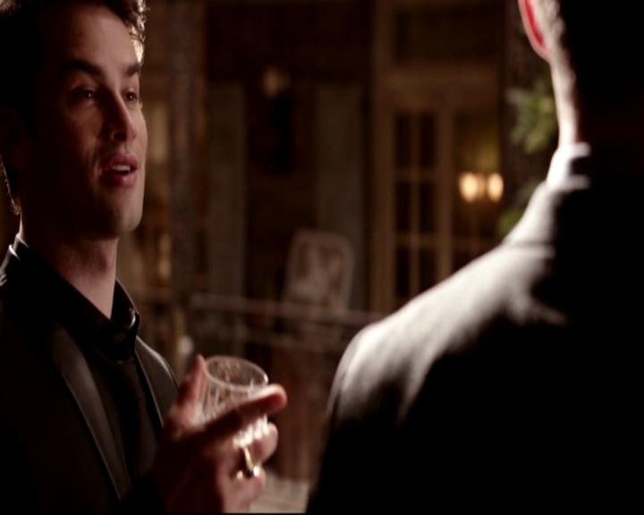 VampireDiariesWorld-dot-nl_TheOriginals_3x07OutOfEasy-deletedscenes0049.jpg