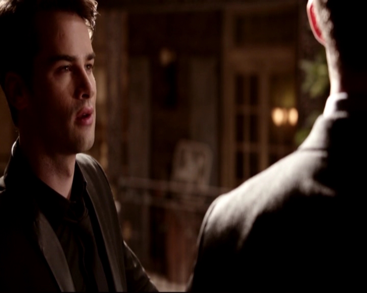 VampireDiariesWorld-dot-nl_TheOriginals_3x07OutOfEasy-deletedscenes0050.jpg