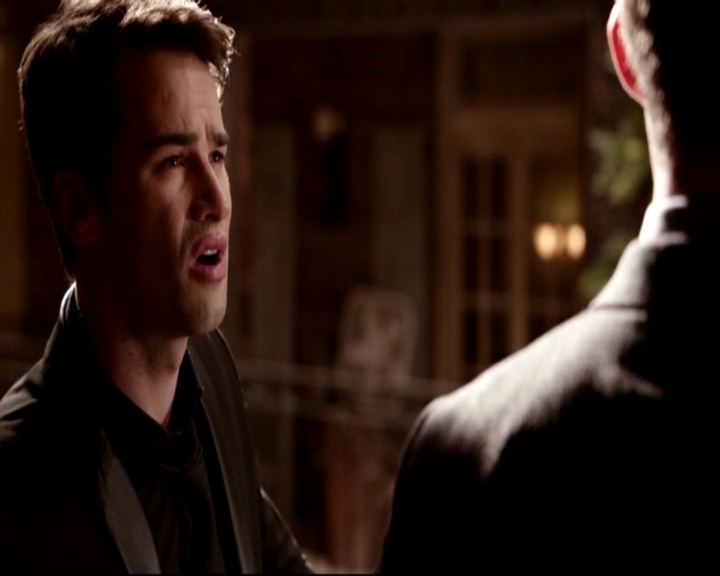 VampireDiariesWorld-dot-nl_TheOriginals_3x07OutOfEasy-deletedscenes0051.jpg