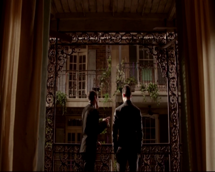 VampireDiariesWorld-dot-nl_TheOriginals_3x07OutOfEasy-deletedscenes0060.jpg