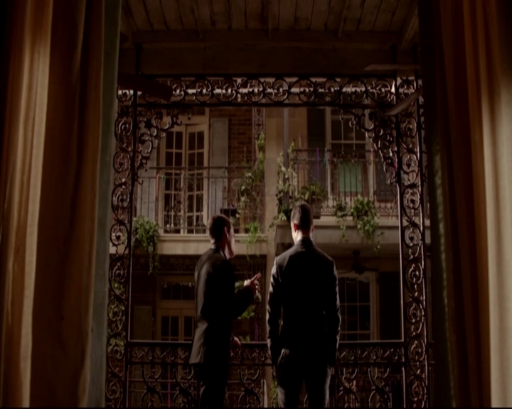 VampireDiariesWorld-dot-nl_TheOriginals_3x07OutOfEasy-deletedscenes0061.jpg