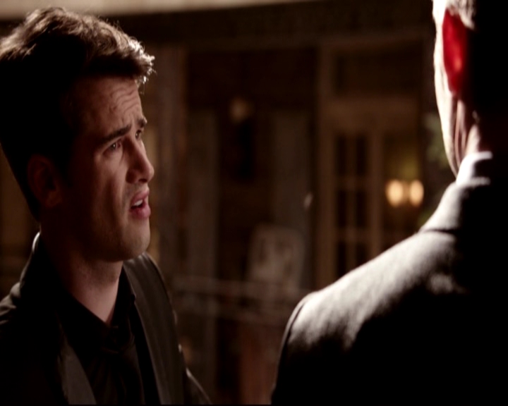 VampireDiariesWorld-dot-nl_TheOriginals_3x07OutOfEasy-deletedscenes0068.jpg