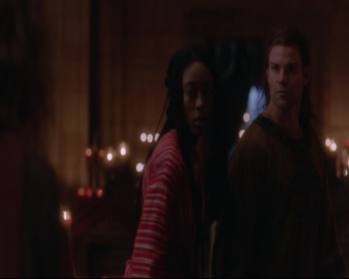 VampireDiariesWorld-dot-nl_TheOriginals_3x12DeadAngels-deletedscenes0004.jpg