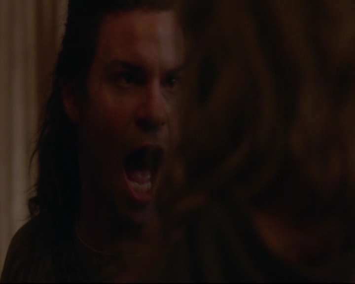 VampireDiariesWorld-dot-nl_TheOriginals_3x12DeadAngels-deletedscenes0047.jpg