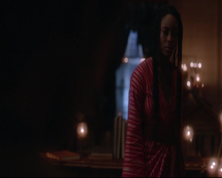 VampireDiariesWorld-dot-nl_TheOriginals_3x12DeadAngels-deletedscenes0062.jpg