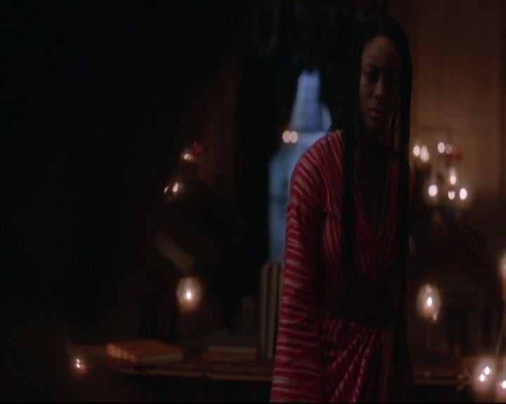 VampireDiariesWorld-dot-nl_TheOriginals_3x12DeadAngels-deletedscenes0063.jpg