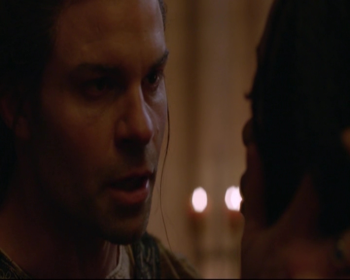 VampireDiariesWorld-dot-nl_TheOriginals_3x12DeadAngels-deletedscenes0073.jpg