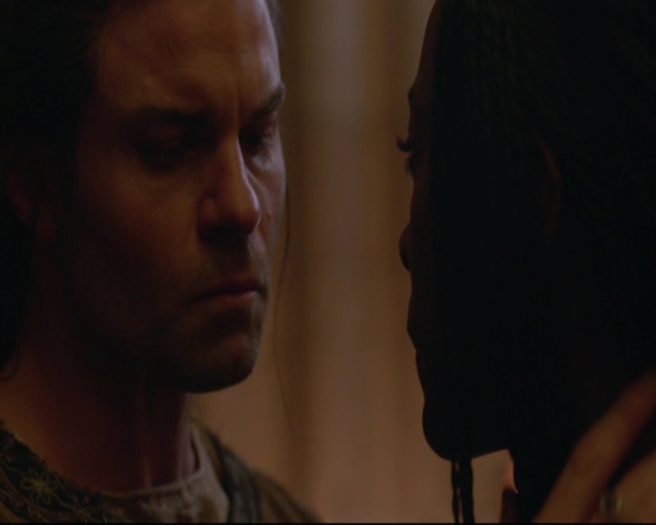 VampireDiariesWorld-dot-nl_TheOriginals_3x12DeadAngels-deletedscenes0080.jpg