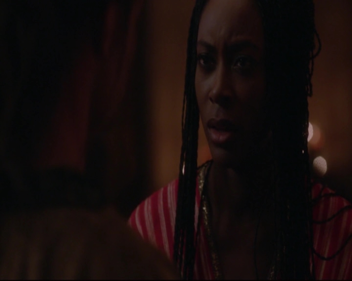 VampireDiariesWorld-dot-nl_TheOriginals_3x12DeadAngels-deletedscenes0081.jpg