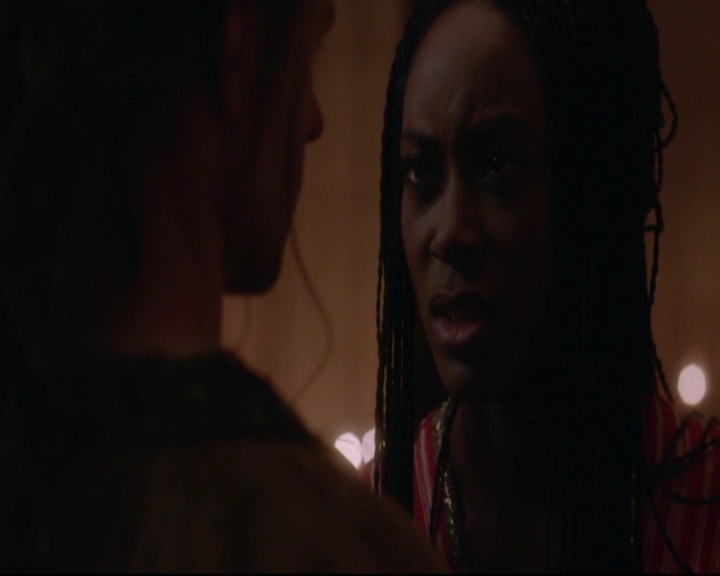 VampireDiariesWorld-dot-nl_TheOriginals_3x12DeadAngels-deletedscenes0086.jpg