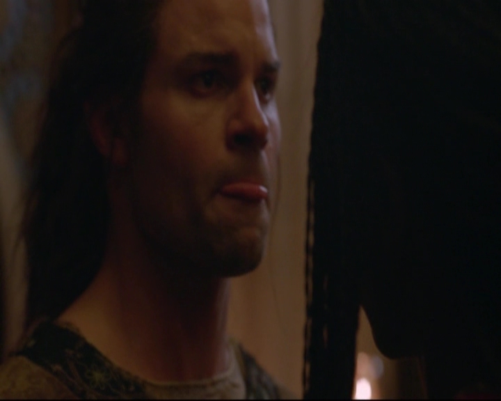 VampireDiariesWorld-dot-nl_TheOriginals_3x12DeadAngels-deletedscenes0088.jpg