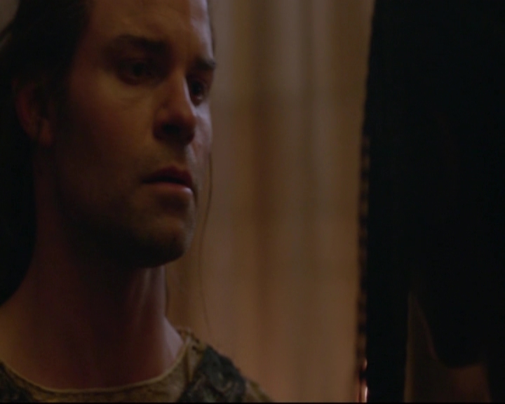 VampireDiariesWorld-dot-nl_TheOriginals_3x12DeadAngels-deletedscenes0089.jpg