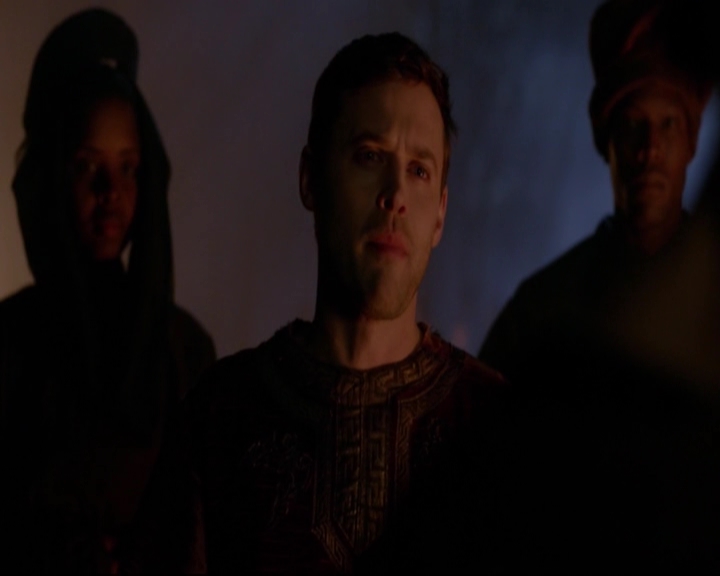 VampireDiariesWorld-dot-nl_TheOriginals_3x12DeadAngels-deletedscenes0204.jpg