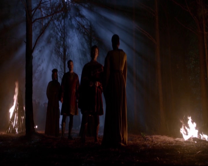 VampireDiariesWorld-dot-nl_TheOriginals_3x12DeadAngels-deletedscenes0215.jpg