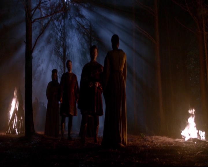 VampireDiariesWorld-dot-nl_TheOriginals_3x12DeadAngels-deletedscenes0216.jpg