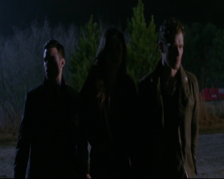 VampireDiariesWorld-dot-nl_TheOriginals_3x14AStreetcarNamedDesire-deletedscenes0013.jpg