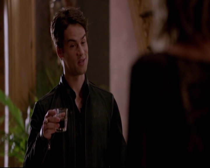 VampireDiariesWorld-dot-nl_TheOriginals_3x14AStreetcarNamedDesire-deletedscenes0063.jpg