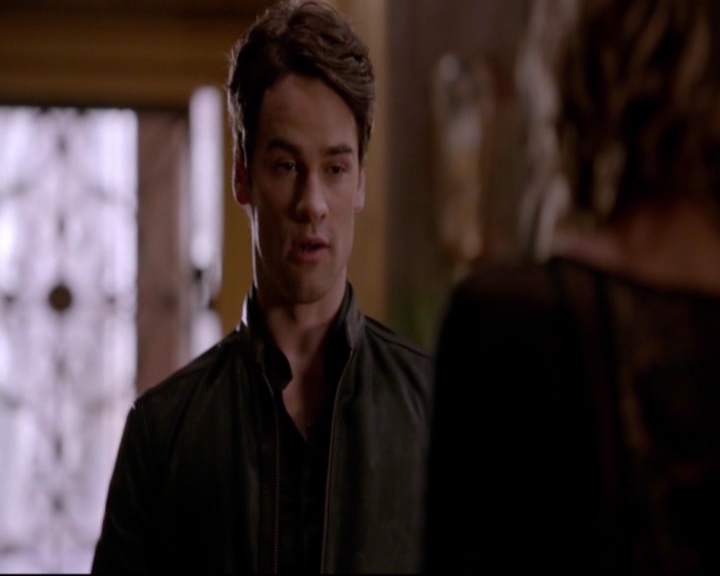 VampireDiariesWorld-dot-nl_TheOriginals_3x14AStreetcarNamedDesire-deletedscenes0084.jpg