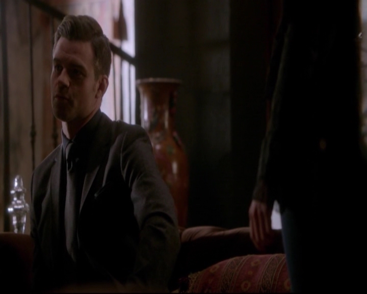 VampireDiariesWorld-dot-nl_TheOriginals_3x14AStreetcarNamedDesire-deletedscenes0094.jpg