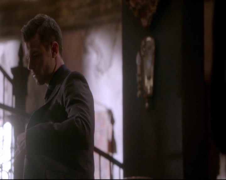 VampireDiariesWorld-dot-nl_TheOriginals_3x14AStreetcarNamedDesire-deletedscenes0101.jpg