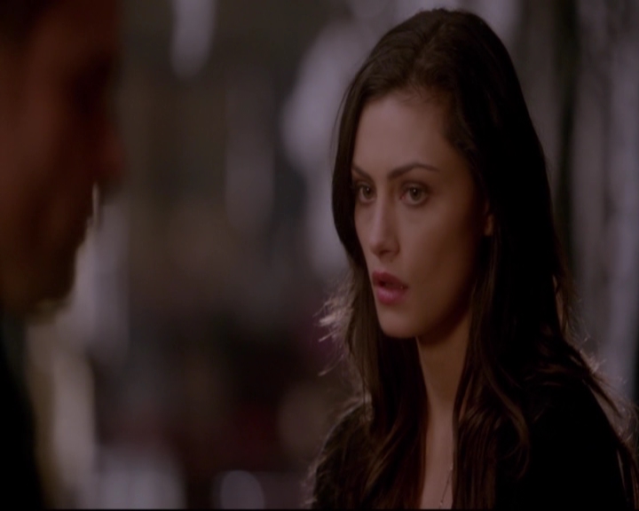 VampireDiariesWorld-dot-nl_TheOriginals_3x14AStreetcarNamedDesire-deletedscenes0102.jpg