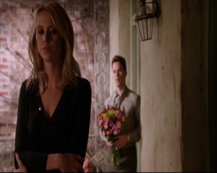 VampireDiariesWorld-dot-nl_TheOriginals_3x16AloneWithEverybody-deletedscenes0045.jpg