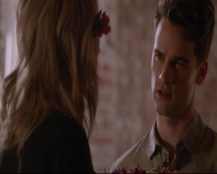 VampireDiariesWorld-dot-nl_TheOriginals_3x16AloneWithEverybody-deletedscenes0091.jpg