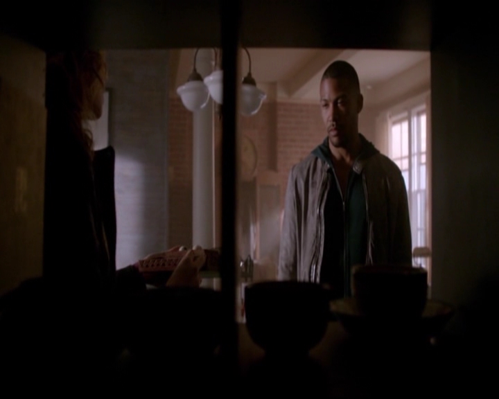 VampireDiariesWorld-dot-nl_TheOriginals_3x17BehindTheBlackHorizon-deletedscenes0152.jpg