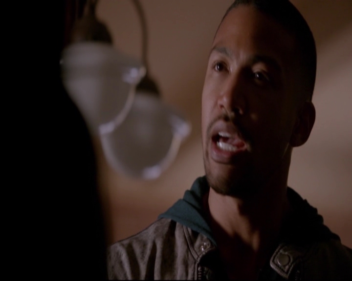 VampireDiariesWorld-dot-nl_TheOriginals_3x17BehindTheBlackHorizon-deletedscenes0173.jpg