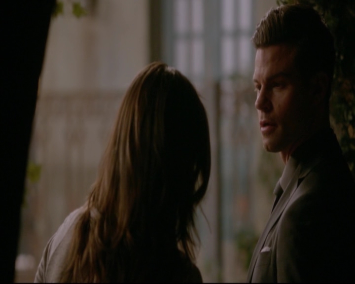 VampireDiariesWorld-dot-nl_TheOriginals_3x20WhereNothingStaysBuried-deletedscenes0028.jpg