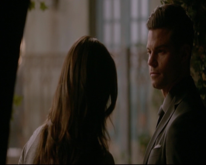 VampireDiariesWorld-dot-nl_TheOriginals_3x20WhereNothingStaysBuried-deletedscenes0029.jpg