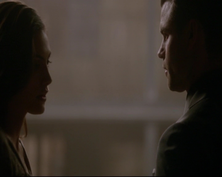 VampireDiariesWorld-dot-nl_TheOriginals_3x20WhereNothingStaysBuried-deletedscenes0057.jpg