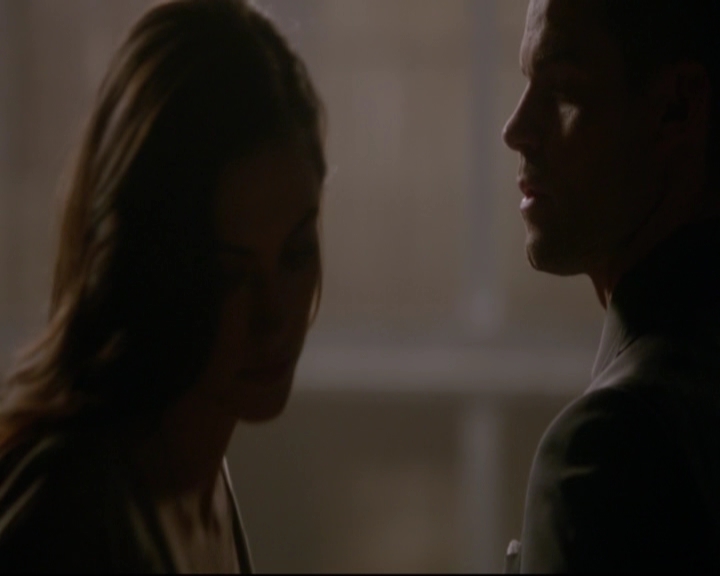 VampireDiariesWorld-dot-nl_TheOriginals_3x20WhereNothingStaysBuried-deletedscenes0058.jpg