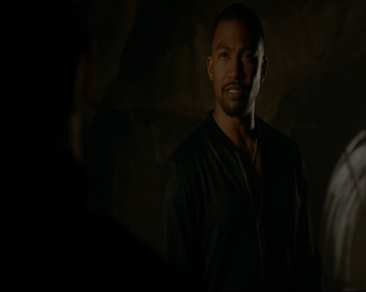 VampireDiaries-dot-nl_TheOriginals4x01GatherUpTheKillers1212.jpg