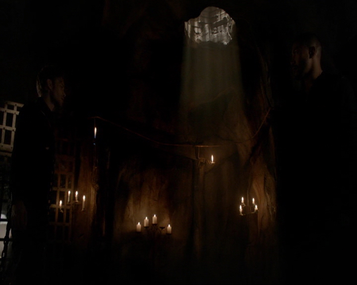 VampireDiaries-dot-nl_TheOriginals4x01GatherUpTheKillers1261.jpg