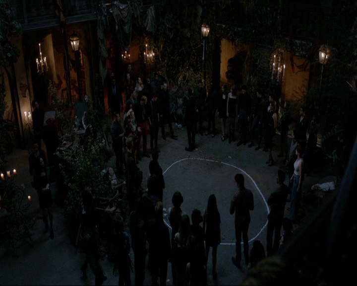 VampireDiaries-dot-nl_TheOriginals4x01GatherUpTheKillers1546.jpg