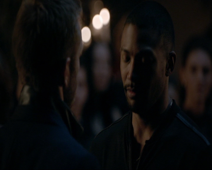 VampireDiaries-dot-nl_TheOriginals4x01GatherUpTheKillers1555.jpg